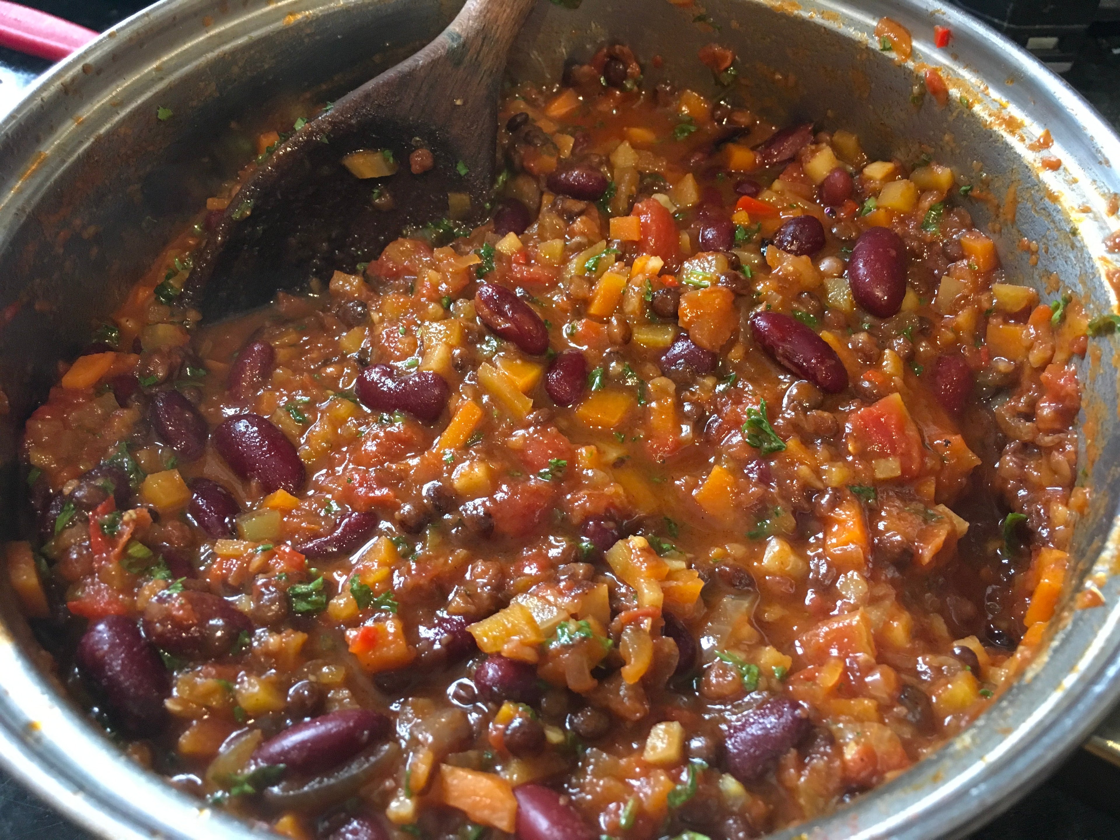 Vegan chilli recipe with balsamic vinegar