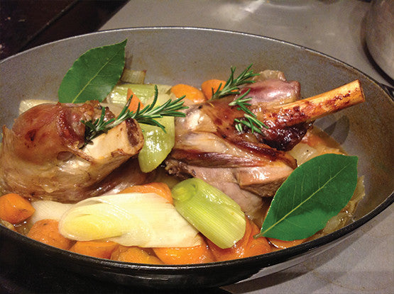 LAMB SHANKS WITH STRAWBERRY AND MINT WHITE WINE VINEGAR