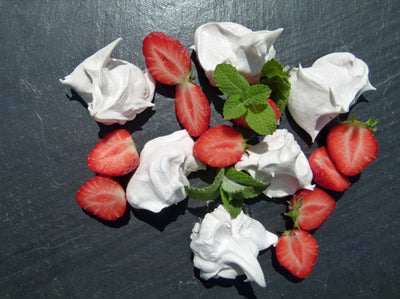 STRAWBERRY AND MINT MERINGUES