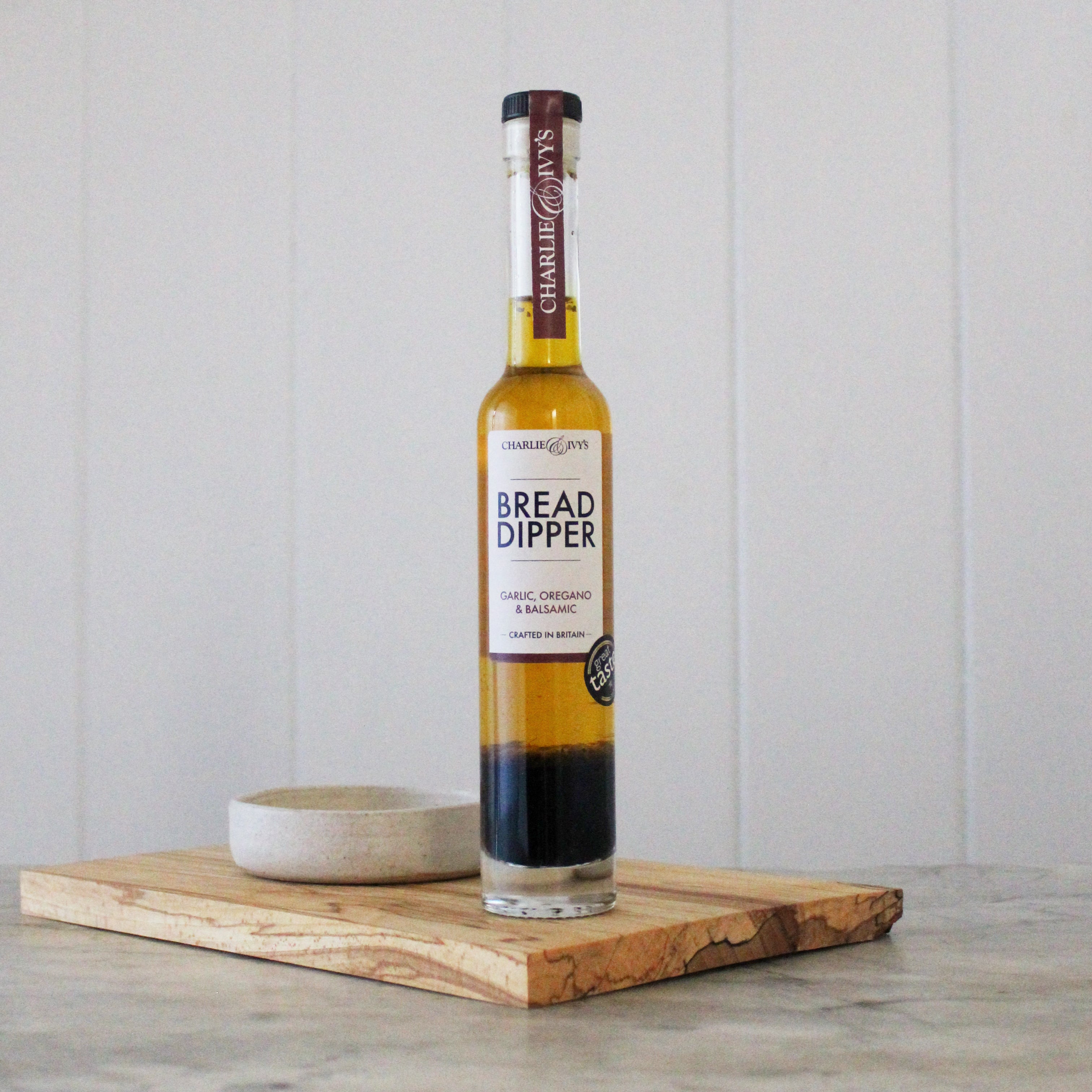 Charlie & Ivy's Garlic, Oregano & Balsamic Bread Dipper